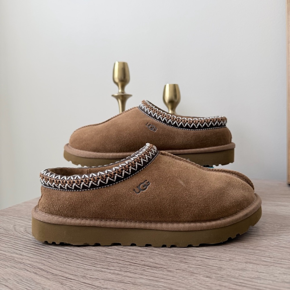 UGG Tasmans
